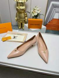 Picture of Louis Vuitton Shoes _SKULVsz35-414cmmnf041113618